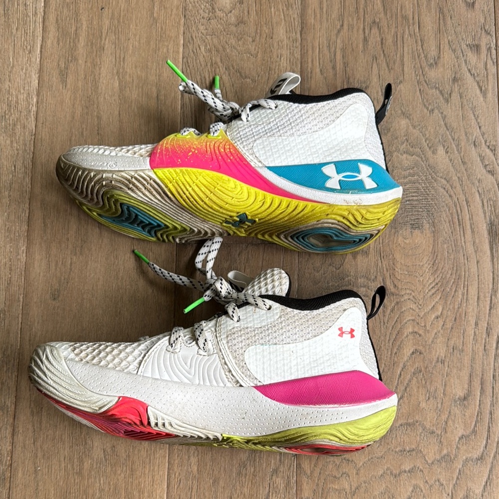 Under Armour Embiid One Basketball Shoes - Picture 3 of 8